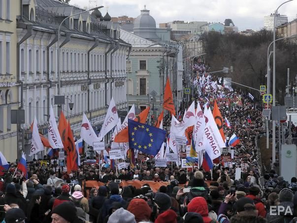 ﻿У РФ відбуваються марші пам'яті Нємцова