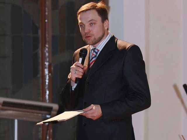 Аваков должен остаться в новом правительстве – глава комитета Рады