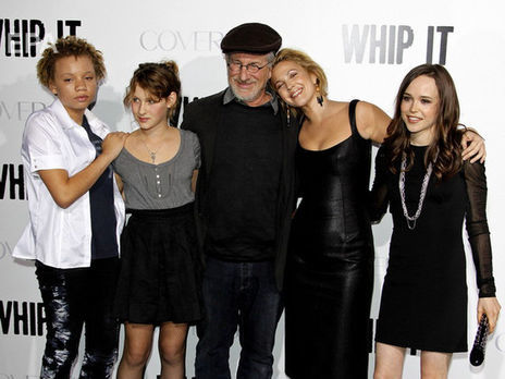 ﻿Доньку Спілберга, яка заявила про кар'єру порноакторки, заарештовано за обвинуваченням у домашньому насильстві