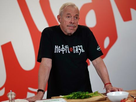 Макаревич: Боюсь, вслед за конституцией РФ придется вносить поправки в Священное писание