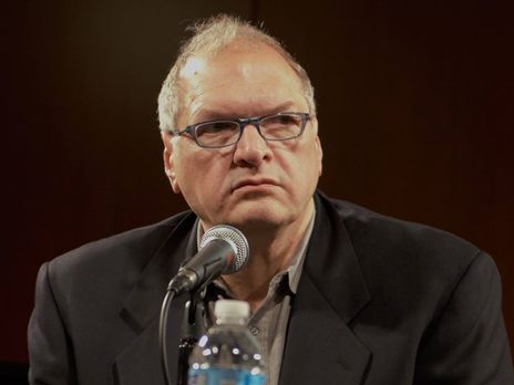 Фельштинский: У России задача – удержаться в Сирии, одновременно нанося ощутимый удар по ЕС и НАТО. И она весьма удачно решает эту задачу