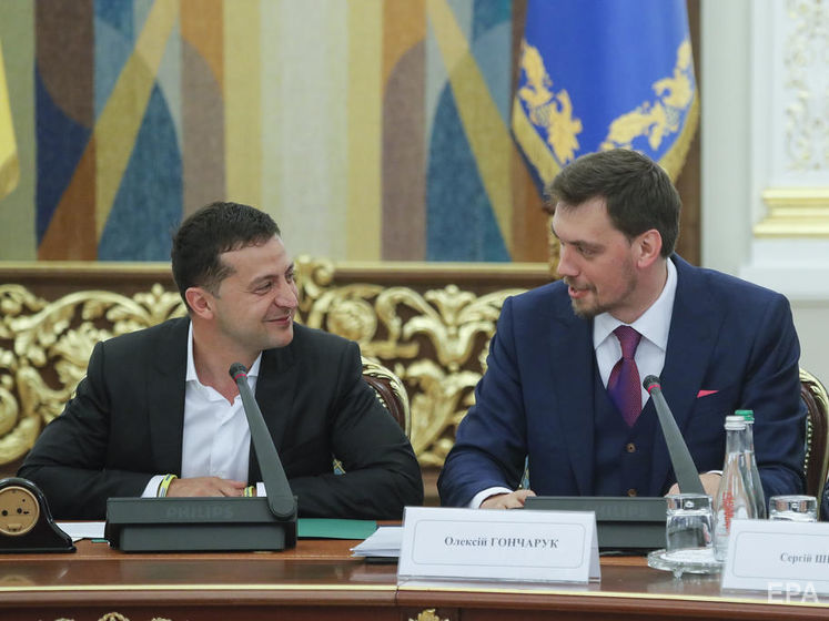 ﻿Гончарук передав у Раду заяву про відставку, Зеленський запропонував призначити прем'єром Шмигаля – депутати зі "Слуги народу"