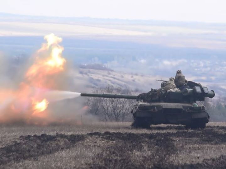 ﻿На Донбасі важко поранено українського військового – Міноборони