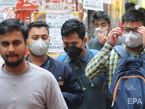 Зеленский призвал украинцев меньше путешествовать за границу из-за распространения коронавируса