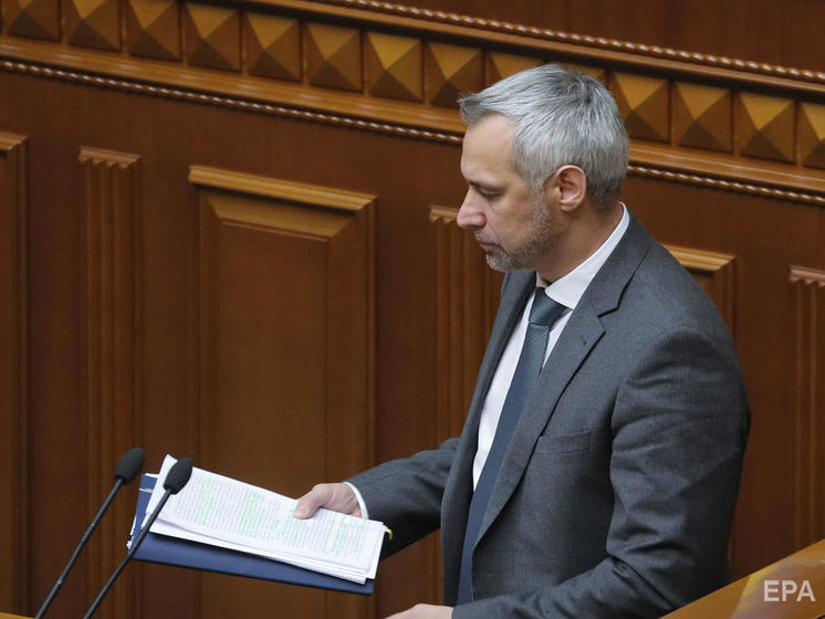 ﻿Нардепка від "Слуги народу" заявила, що голосів за відставку Рябошапки могло не вистачити, але все вирішив його демарш