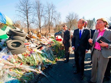 Пан Ги Мун в Киеве почтил память Небесной сотни