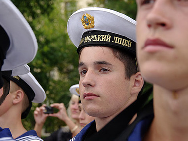 Севастопольские кадеты отказались спускать украинский флаг 