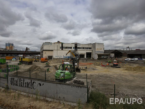 В Париже построят первый официальный лагерь для беженцев