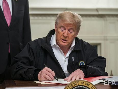 ﻿Трамп підписав законопроєкт про виділення $8,3 млрд на боротьбу з коронавірусом