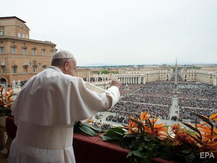 Из-за угрозы коронавируса папа римский проведет воскресную проповедь в режиме онлайн-трансляции