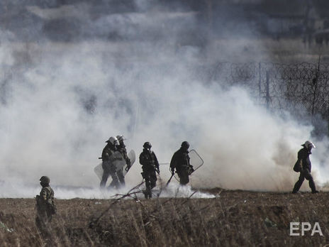 Обострение на границе Греции и Турции. Силовики с обеих сторон применяли слезоточивый газ. Фоторепортаж