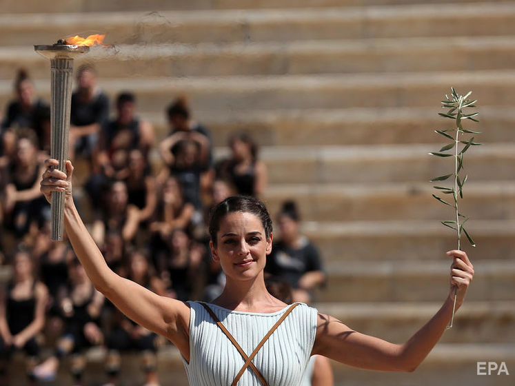 Уперше за 35 років. Через коронавірус церемонію запалювання олімпійського вогню у Греції проведуть без глядачів