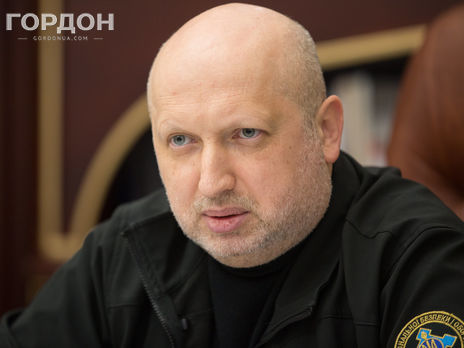 ﻿Турчинов: Наказу здавати зброю у Криму категорично не було