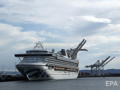 Канада эвакуировала 228 пассажиров с круизного лайнера Grand Princess