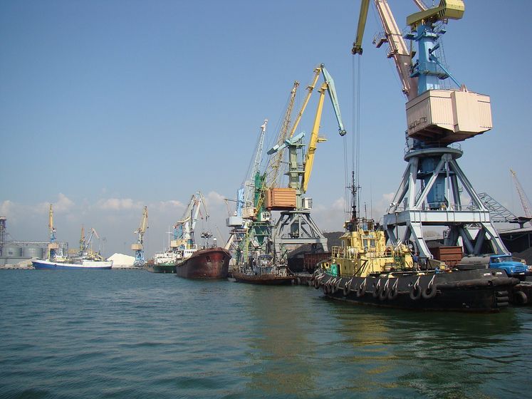 ﻿У порту Бердянська ізолювали членів екіпажу одного із суден через підозру на коронавірус
