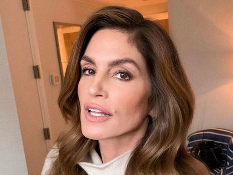 Кроуфорд показала, как проводит время на карантине