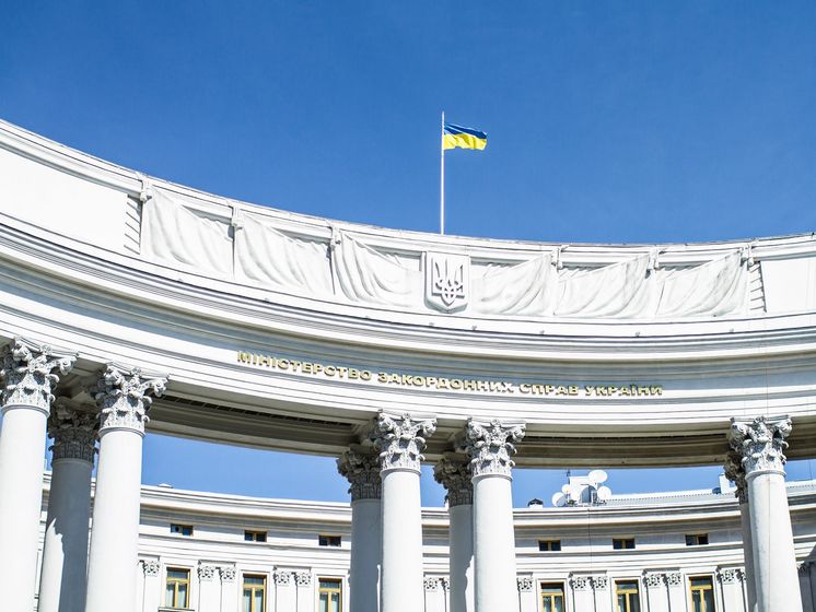 Зарегистрирован первый случай заражения коронавирусом украинского дипломата за границей