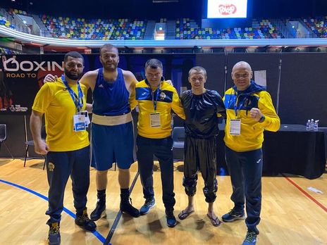 ﻿Українські боксери виграли три бої з чотирьох першого дня ліцензійного турніру до Олімпіади