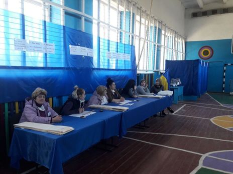 В Харьковской области на довыборах в Раду пытались выдавать бюллетени лицам без паспорта – 