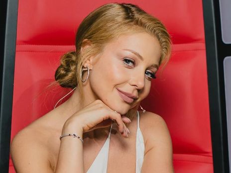 ﻿Коронавірус SARS-CoV-2. Тіна Кароль наділа захисну маску за 2,3 тис. грн