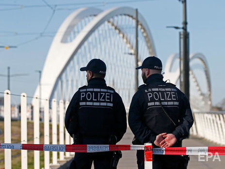 ﻿В Україні заборонили внутрішні пасажирські перевезення, зокрема метро, ЄС закриває кордони. Головне за день