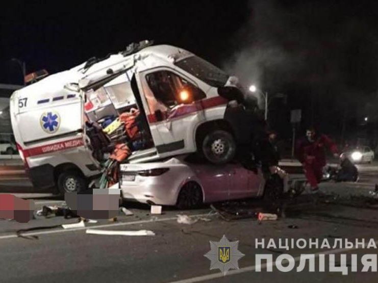 ﻿У Вінниці у ДТП зі "швидкою" постраждало п'ятеро осіб – поліція