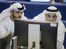 Цена на нефть Brent упала ниже $28