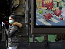 Уровень смертности от коронавируса по возрастам. Инфографика