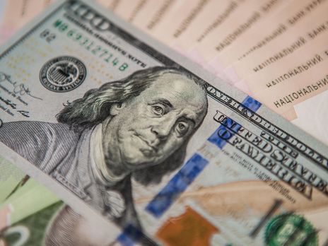 НБУ пытается решить проблему с дефицитом наличных долларов