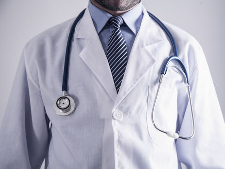 ﻿Пацієнти з легкою формою коронавірусу лікуватимуться вдома в самоізоляції – МОЗ України