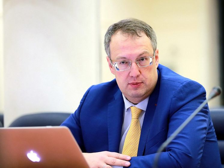 ﻿Інфікований коронавірусом депутат Шахов спілкувався приблизно з 80 людьми, усі вони теж здали тест – Геращенко