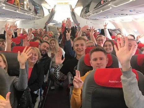 Сегодня утром в Киев прибыл спецрейс с украинцами из Франции