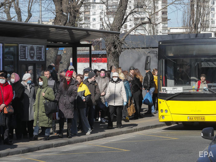 ﻿Із 22 березня в Києві зупиняють пасажирські перевезення – Аваков