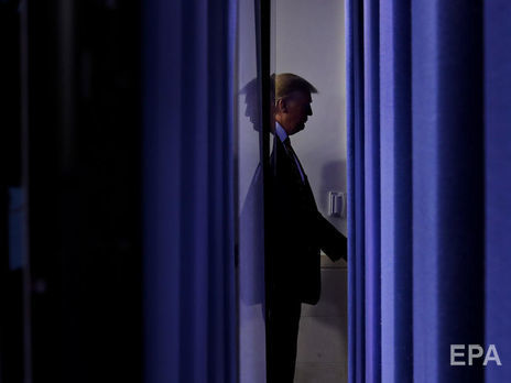 Трамп призвал американских медиков ускорить разработку лекарства от коронавируса