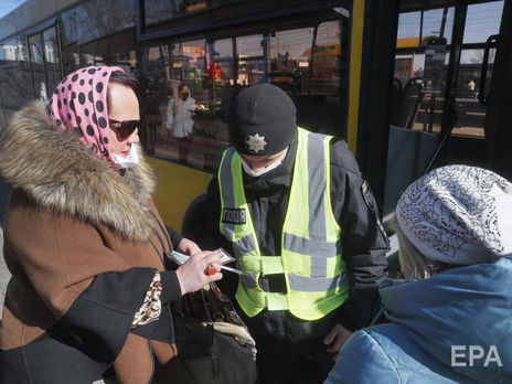 Крищенко выступил за введение комендантского часа в Киеве