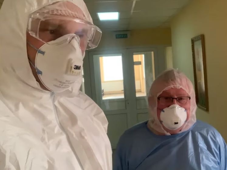Кличко посетил Александровскую больницу и показал палату Шахова и других инфицированных коронавирусом. Видео
