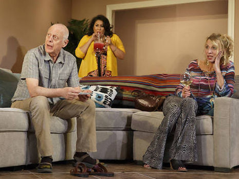 Коронавирус SARS-CoV-2. Умер актер Марк Блум 