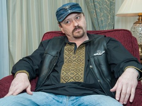 Поярков: Я бы хотел, чтобы с парламентской трибуны Лещенко озвучил имя своего богатого мужа, который купил ему три квартиры