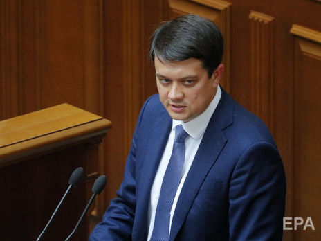 По словам Разумкова, конкретных предложений по отставкам членов Кабмина не поступало