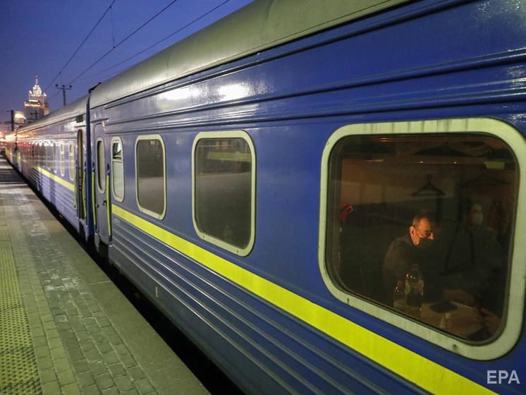 В Киев прибыл спецпоезд с украинцами из России