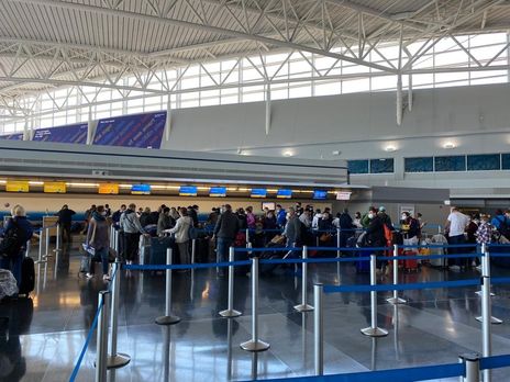 С начала вспышки коронавируса в Украину из-за границы вернулось почти 130 тыс. граждан