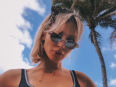 Loboda спела лежа в ванне