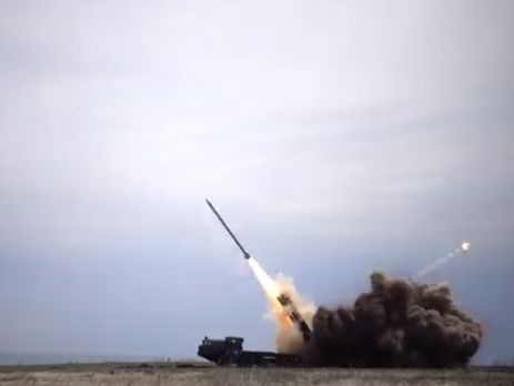 В Украине успешно испытали ракету, которая способна поражать цель на расстоянии 120 км. Видео