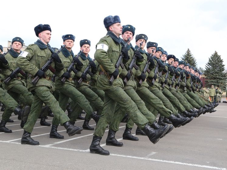 ﻿Парад у Мінську 9 травня відбудеться ввечері, Лукашенко планує вранці бути в Москві