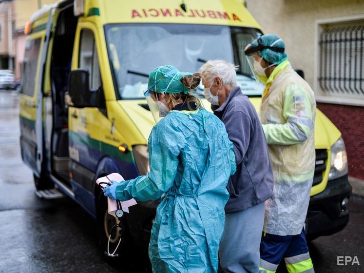 Число инфицированных коронавирусом в Испании превысило 100 тыс., за последние сутки умерло 864 человека