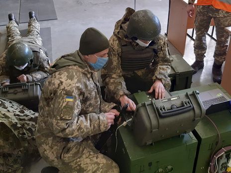 ﻿Зеленський підписав зміни до держбюджету, які стосуються харчування військовослужбовців