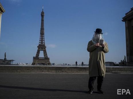 Во Франции за сутки скончалось более 500 граждан с коронавирусом