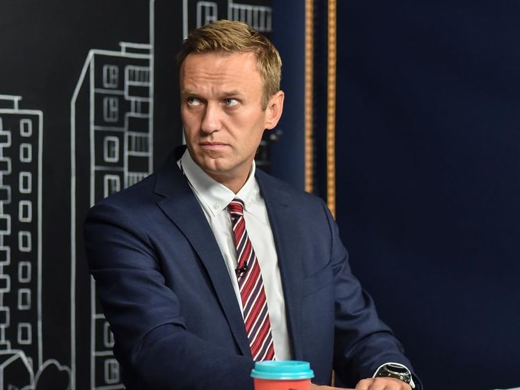 ﻿Навальний: Путін неадекватний. У людей немає грошей, щоб просто сидіти вдома без роботи