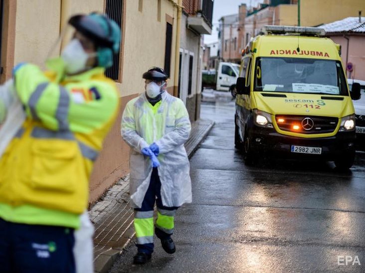 В Испании – 932 умерших от коронавируса за сутки. Страна опередила Италию по количеству инфицированных 