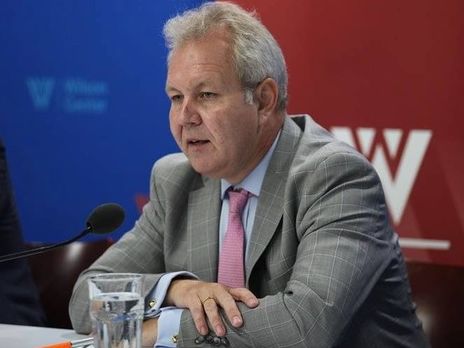 Мир легко справится с экономическим кризисом, если государства начнут закачивать деньги в экономику – Иноземцев